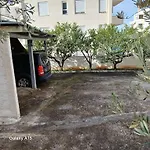 Appartamento Me Oborr, Me Pamje Deti