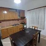 Appartamento Me Oborr, Me Pamje Deti *