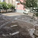 Me Oborr, Me Pamje Deti Appartamento