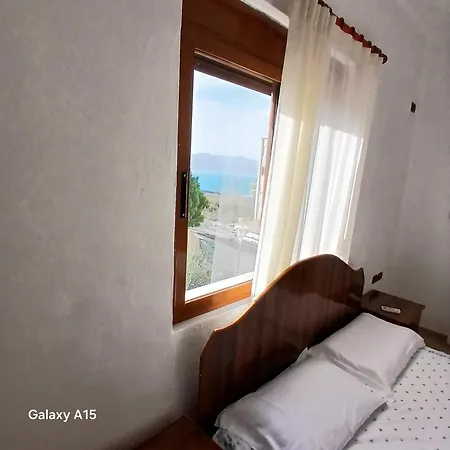 Me Pamje Deti Uji I Ftohte *