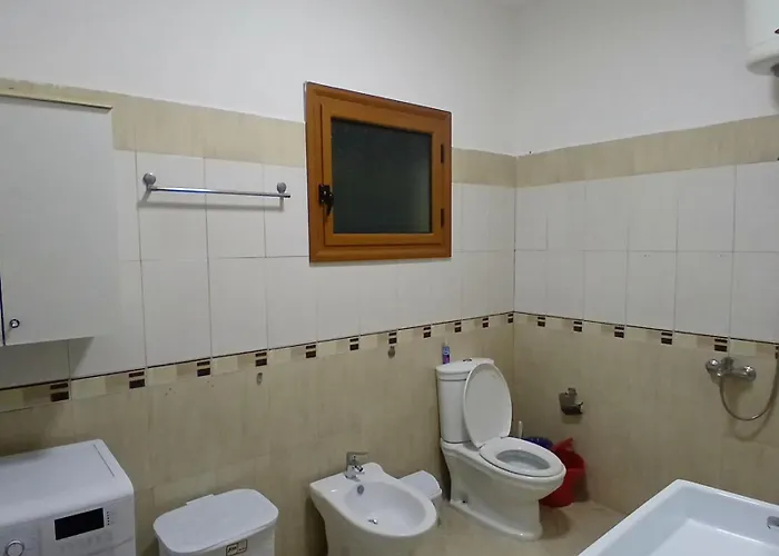 Me Oborr, Me Pamje Deti Apartament